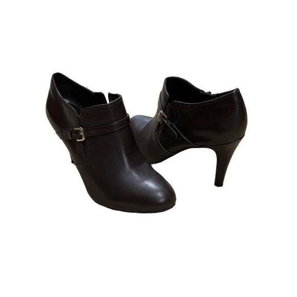 🌟80% OFF🌟 Nine West Brown Leather Ankle Heels - Picture 1 of 4